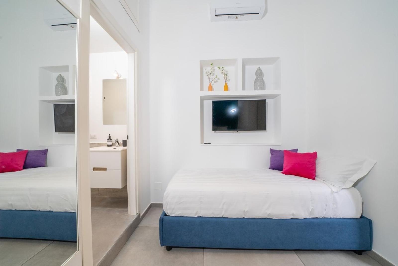 Bovio Boutique Studio Apartment Naples Luaran gambar