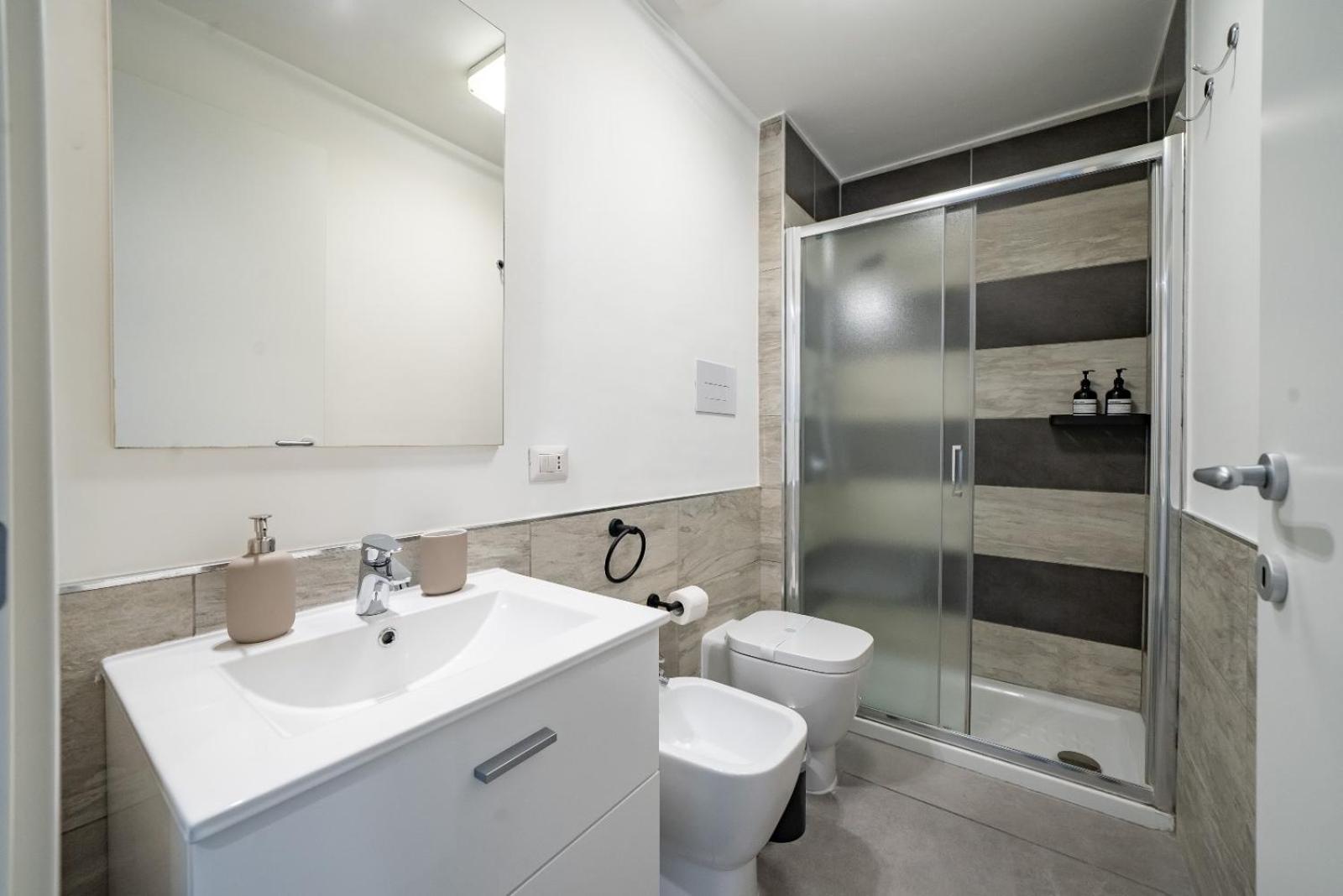 Bovio Boutique Studio Apartment Naples Luaran gambar
